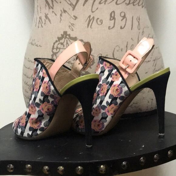 NICHOLAS KIRKWOOD FLORAL STRIPED SANDALS‎ - Picture 3 of 7